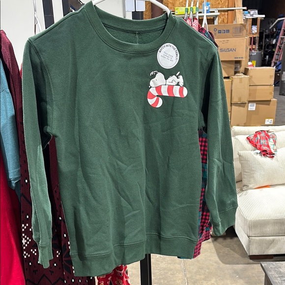 Green Kids Sweatshirt with Snoopy Design - Picture 1 of 1